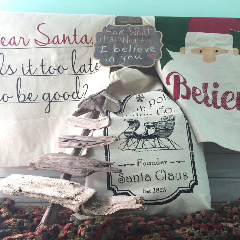 Novelty Christmas Bundle Set: 3 Canvas Santa Sacks, Stocking Decor & Cookie Jar